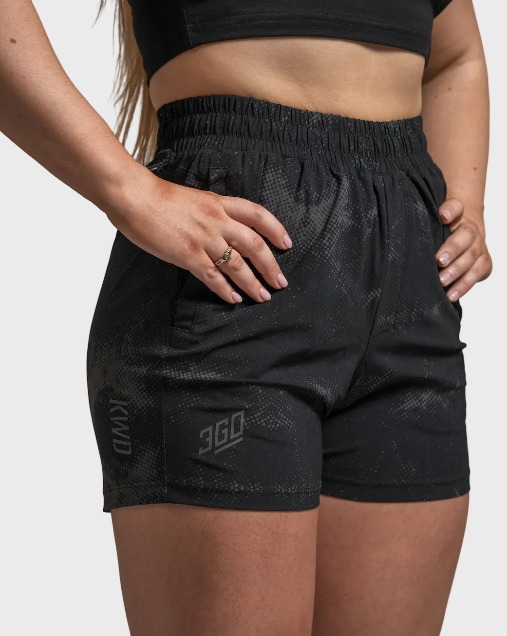 360GO was created to provide the flexibility for all movements in your training while offering comfort. These shorts offer 360 degrees of stretch in all angles and allow you to remain comfortable without limiting any movement in both training and life environments. Designed with a wide drawstring to easily adjust your waist without slipping. Purchase 360GO KWD Squat Shorts from A7 UK. All A7 Powerlifting Equipment shipping to UK, Norway, Switzerland and Iceland.
